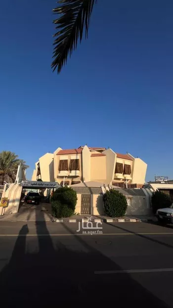 فيلا للبيع في شارع سالم بن عوف, حي بئر عثمان, مدينة المدينه المنوره, منطقة المدينة المنورة صورة 3