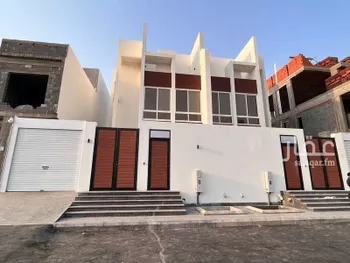 فيلا للإيجار في شارع الشريف يحيى بن بركات, حي المنارات, مدينة جدة, منطقة مكة المكرمة