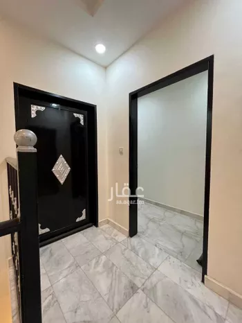 شقة للإيجار في شارع أحمد بن محمد الشعبي, حي المهدية, مدينة الرياض, منطقة الرياض صورة 2