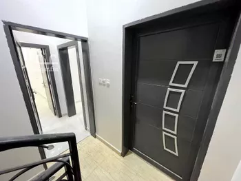 شقة للإيجار في شارع أبي الحسن الأسفرائيني, حي المهدية, مدينة الرياض, منطقة الرياض صورة 2