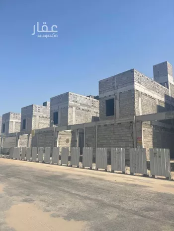 فيلا للبيع في شارع حكم بن محمد, حي الشاطئ الغربي, مدينة الدمام, المنطقة الشرقية صورة 2