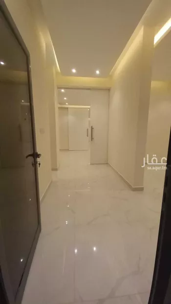 فيلا للبيع في شارع البراء بن مالك, حي الشراع, مدينة الخبر, المنطقة الشرقية صورة 5