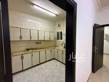 شقة للإيجار في شارع البيان, حي السعادة, مدينة الرياض, منطقة الرياض صورة 3