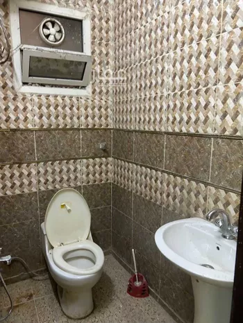 عمارة للإيجار في شارع عاصم الهلالي, حي أم الحمام الشرقي, مدينة الرياض, منطقة الرياض صورة 4
