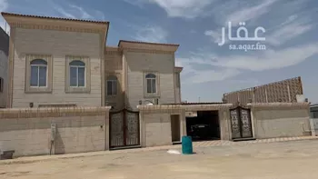 فيلا للإيجار في شارع البكيريه, حي الصواري, مدينة الخبر, المنطقة الشرقية صورة 2