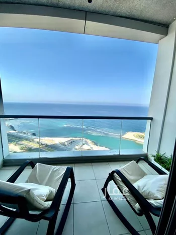 شقة للإيجار في شارع طريق الكورنيش, حي الشاطئ, مدينة جدة, منطقة مكة المكرمة صورة 2