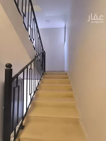 دور للبيع في شارع حاتم بن مفرج, حي الجنادرية, مدينة الرياض, منطقة الرياض صورة 3