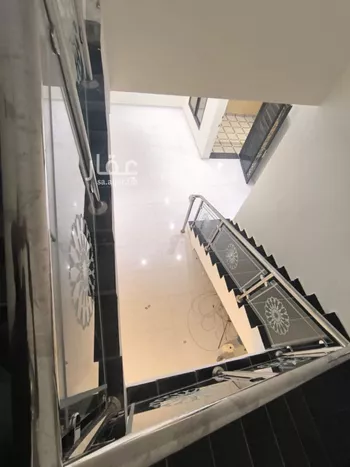 فيلا للبيع في شارع طريق خريص, حي الجنادرية, مدينة الرياض, منطقة الرياض صورة 3