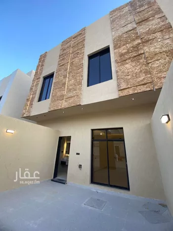 فيلا للبيع في شارع رافع بن رفاعة, حي عكاظ, مدينة الرياض, منطقة الرياض صورة 3