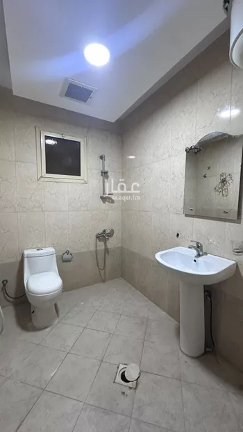 شقة للإيجار في شارع علي حافظ, حي العليا, مدينة الخبر, المنطقة الشرقية صورة 3