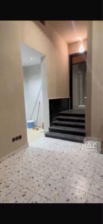 دور للبيع في شارع ابن وهبان, حي كتانة, مدينة المدينه المنوره, منطقة المدينة المنورة صورة 4