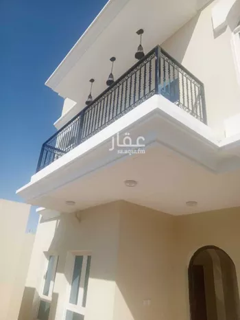 فيلا للإيجار في شارع مدائن صالح, حي الصواري, مدينة الخبر, المنطقة الشرقية صورة 2