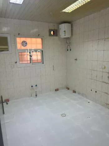شقة للبيع في شارع الكوثر, حي بدر, مدينة الرياض, منطقة الرياض صورة 3