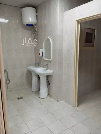 عمارة للإيجار في شارع طريق ديراب الفرعي, حي ديراب, مدينة الرياض, منطقة الرياض