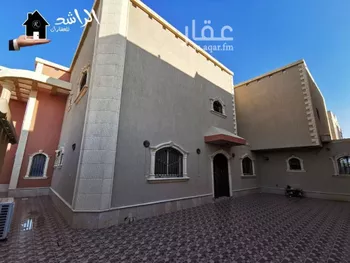 فيلا للبيع في شارع الامام احمد بن حمبل, حي الملك خالد, مدينة عنيزه, منطقة القصيم صورة 2