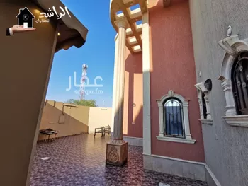 فيلا للبيع في شارع الامام احمد بن حمبل, حي الملك خالد, مدينة عنيزه, منطقة القصيم صورة 5
