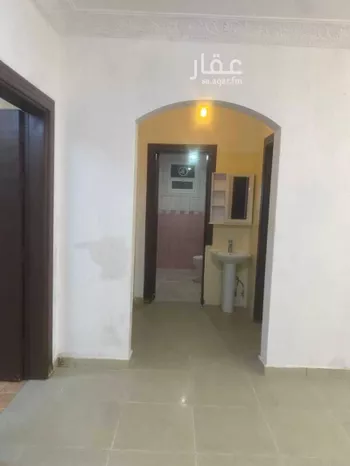 شقة للإيجار في شارع عماد الدين البعلي, حي العزيزية, مدينة الرياض, منطقة الرياض صورة 3