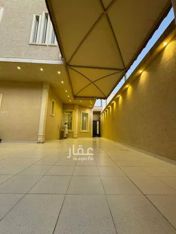 فيلا للبيع في شارع أم عبدالرحمن الصالحي, حي المهدية, مدينة الرياض, منطقة الرياض صورة 5
