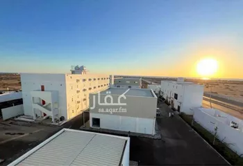 عمارة للإيجار في شارع الملك سلمان بن عبدالعزيز, حي المرجان, مدينة ينبع, منطقة المدينة المنورة صورة 2