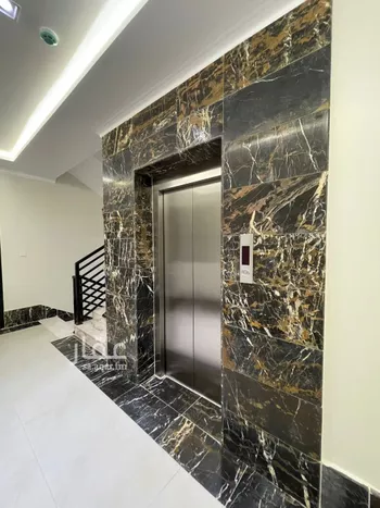 عمارة للإيجار في شارع الفرزدق, حي الضباط, مدينة الرياض, منطقة الرياض صورة 3