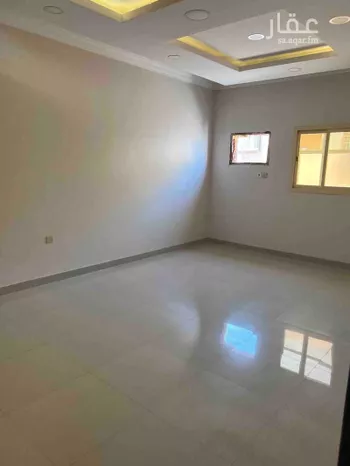 شقة للإيجار في شارع 6813305, حي العزيزية الثاني, مدينة الاحساء, المنطقة الشرقية صورة 2