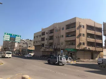 عمارة للبيع في شارع الثامن عشر, حي الدواسر, مدينة الدمام, المنطقة الشرقية صورة 4