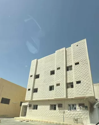 عمارة للإيجار في شارع وادي جيزان, حي العزيزية, مدينة الرياض, منطقة الرياض