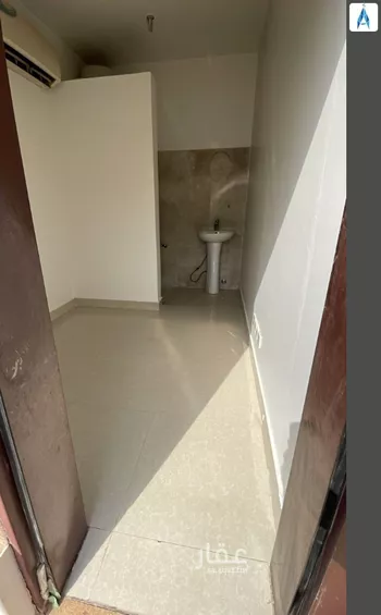 غرفة للإيجار في شارع رقم 281, حي الملقا, مدينة الرياض, منطقة الرياض صورة 3