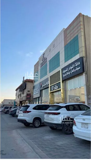 محل للإيجار في شارع 2473847, حي الوادي, مدينة الرياض, منطقة الرياض صورة 2