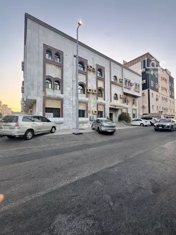 عمارة للبيع في شارع حويصه بن مسعود, حي النزهة, مدينة جدة, منطقة مكة المكرمة