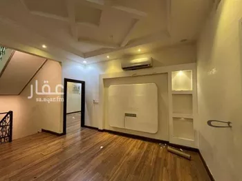 فيلا للبيع في شارع عبدالله بن عثمان, حي إشبيلية, مدينة الرياض, منطقة الرياض صورة 4