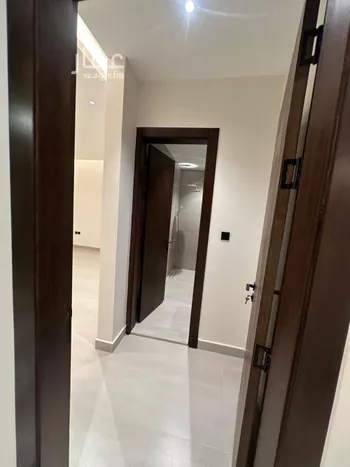 شقة للإيجار في شارع الشيخ عبدالله بن جبرين, حي القيروان, مدينة الرياض, منطقة الرياض صورة 2