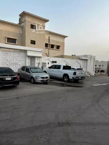فيلا للبيع في شارع الحصين بن حمام المري ، حي الربوة ، الرياض ، منطقة الرياض
