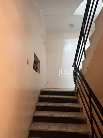 عمارة للبيع في شارع اسامة بن زيد, حي النسيم الغربي, مدينة الرياض, منطقة الرياض صورة 3