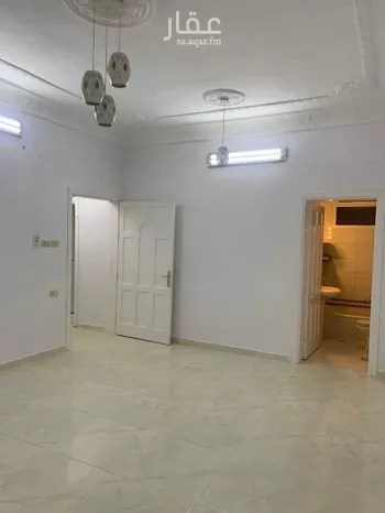 شقة للإيجار في شارع اسماء بنت زيد بن الخطاب ، حي الربيع ، الطائف ، الطائف