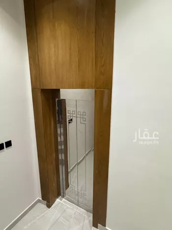 دور للبيع في شارع الشيخ عيسى بن سلمان ال خليفة, حي المعيزيلة, مدينة الرياض, منطقة الرياض صورة 2