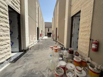 فيلا للبيع في شارع وادي زبيد, حي القادسية, مدينة الرياض, منطقة الرياض صورة 2
