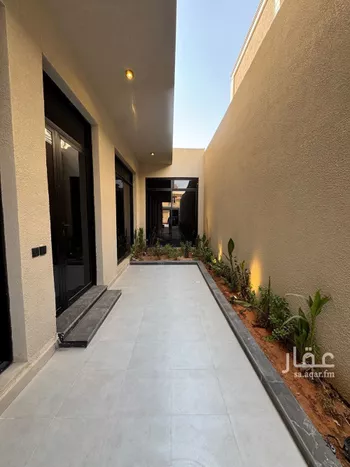 دور للبيع في شارع رقم 347, حي المونسية, مدينة الرياض, منطقة الرياض صورة 3