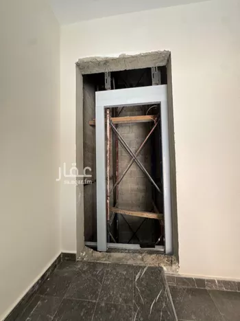 دور للبيع في شارع عاصم الكاتب, حي الملك فيصل, مدينة الرياض, منطقة الرياض صورة 4