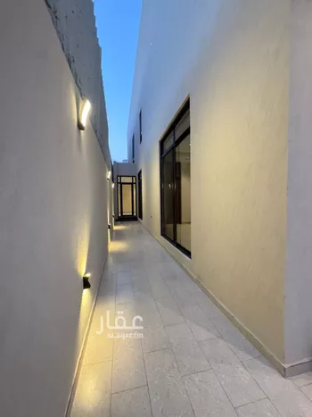 دور للبيع في شارع عبدالله الأنصاري, حي الخليج, مدينة الرياض, منطقة الرياض صورة 4