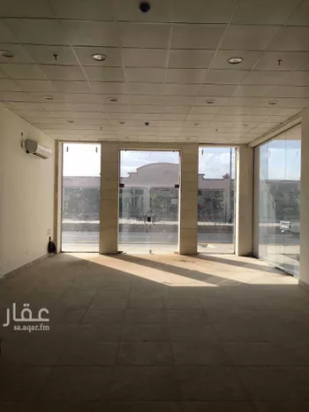 محل للإيجار في شارع طريق عثمان بن عفان, حي الشهداء, مدينة المدينه المنوره, منطقة المدينة المنورة صورة 5