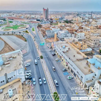 عمارة للبيع في شارع الملك خالد بن عبدالعزيز, حي الديرة, مدينة البكيريه, منطقة القصيم صورة 5