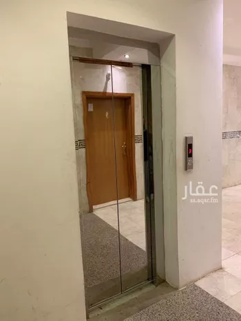 شقة للإيجار في شارع تميم بن يعار, حي الحجاز, مدينة الباحة, منطقة الباحة صورة 4
