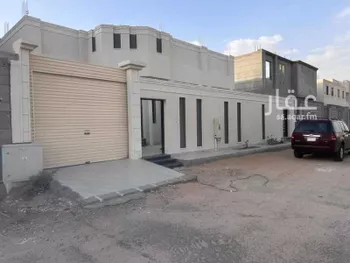 عمارة للبيع في شارع العباس بن عبدالله, حي ضاحية الإسكان, مدينة امارة منطقة مكة المكرمة - الطائف, منطقة مكة المكرمة