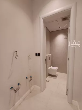 دور للبيع في شارع مظفر العيلاني, حي الرمال, مدينة الرياض, منطقة الرياض صورة 3