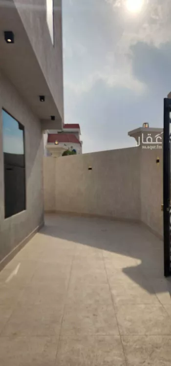 فيلا للبيع في شارع السنبلة, حي الحسام, مدينة الدمام, المنطقة الشرقية صورة 3