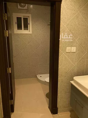 فيلا للإيجار في شارع ابي الحسين الانصاري, حي الزمرد, مدينة جدة, منطقة مكة المكرمة صورة 3