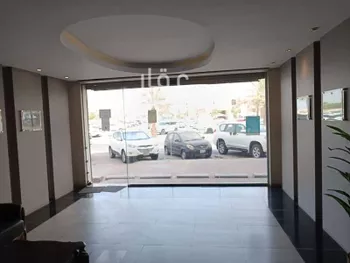 عمارة للإيجار في شارع الازدي, حي السلام, مدينة الدمام, المنطقة الشرقية صورة 2