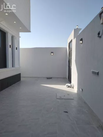 دور للبيع في شارع جبير ابن الحويرث, حي الصالحية, مدينة جدة, منطقة مكة المكرمة صورة 2