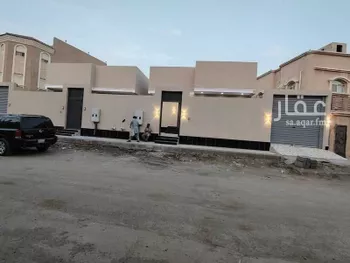دور للبيع في شارع محمد بن سابق الأموي, حي الصالحية, مدينة جدة, منطقة مكة المكرمة صورة 3